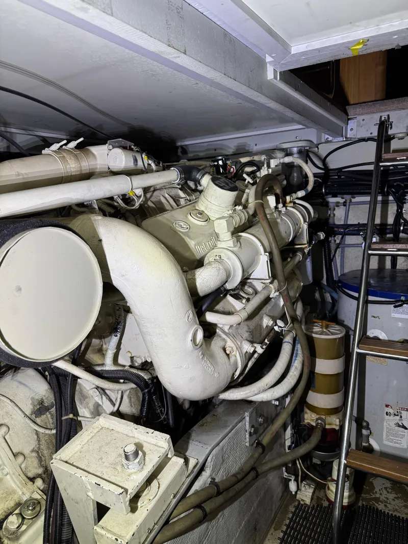 Slide: The Image of Tiara 4300 Convertible 1990 - 54