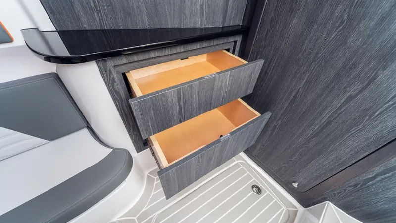 Slide: The Image of Cigarette 42' Auroris 2025 - 58