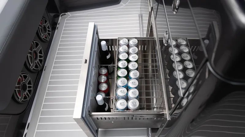 Slide: The Image of Cigarette 42' Auroris 2025 - 71