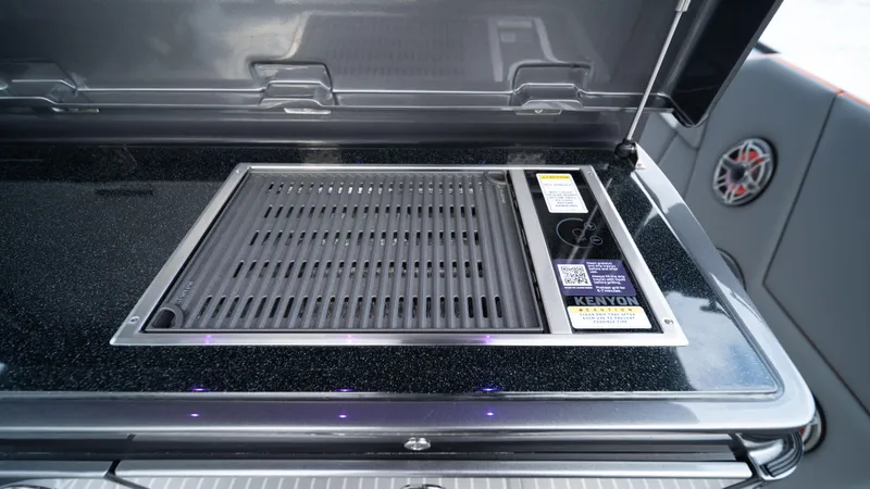 Slide: The Image of Cigarette 42' Auroris 2025 - 75