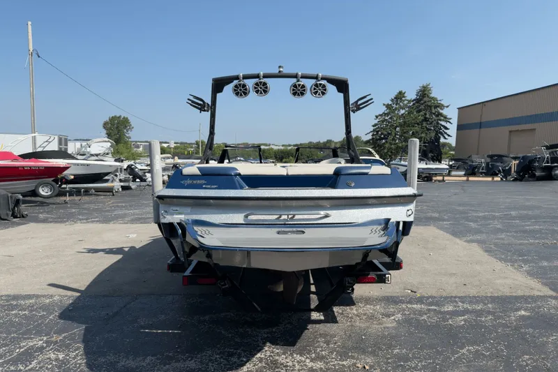 Slide: The Image of Axis A20 2015 - 3