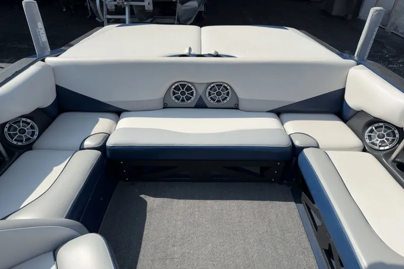 Slide: The Image of Axis A20 2015 - 5