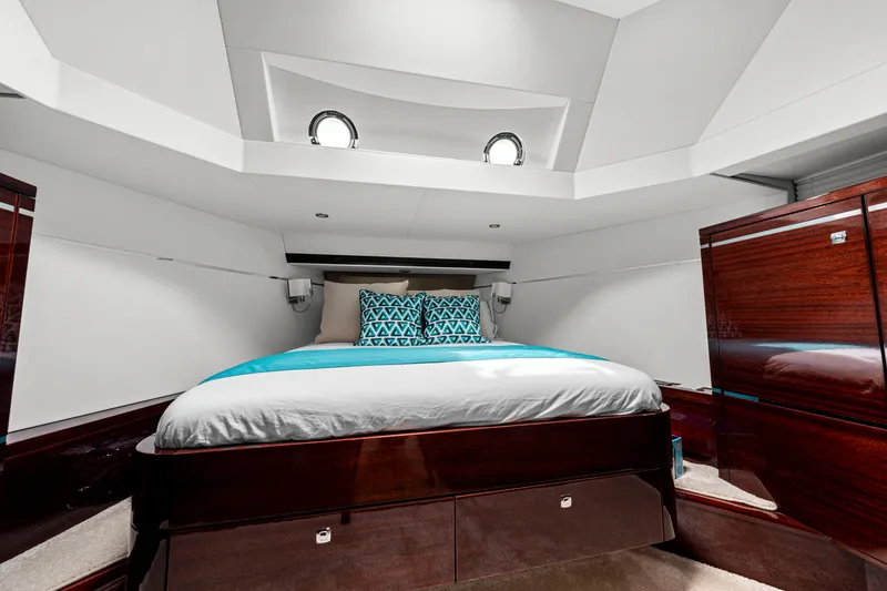 Slide: The Image of Luxurious bedroom interior of 2021 Steeler 60 S Performance yacht with modern design. - 48
