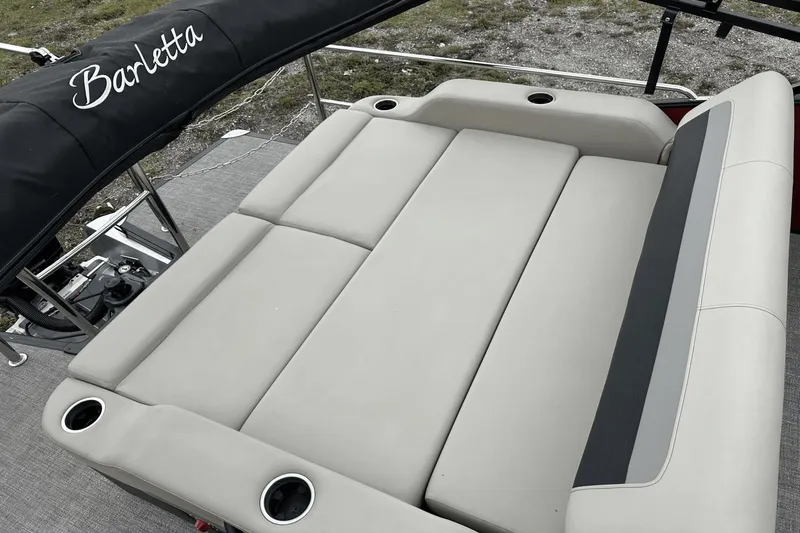 Slide: The Image of Barletta Cabrio 22UC 2020 - 25