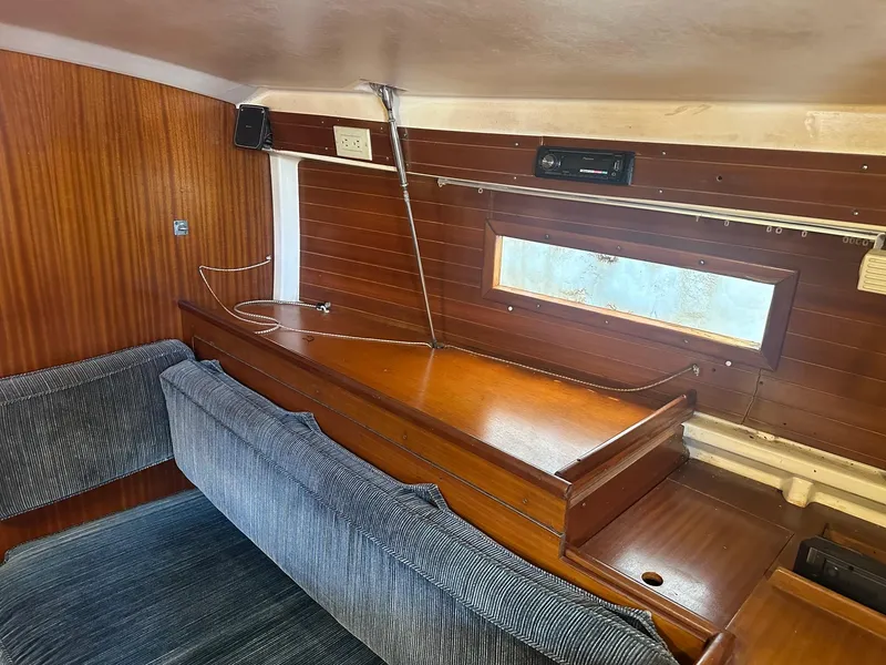 Slide: The Image of Dufour 35 Sloop 1979 - 8