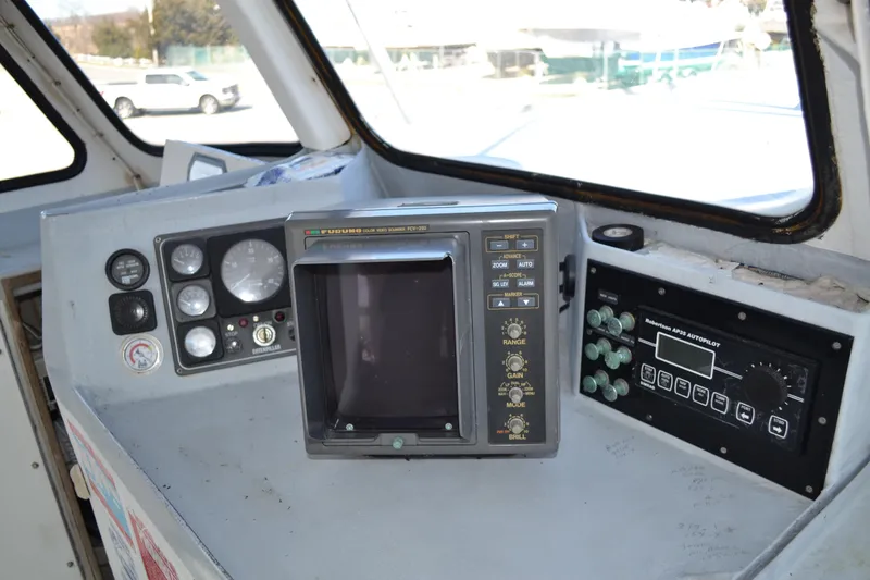 Slide: The Image of Duffy 35 Downeast 1994 - 19