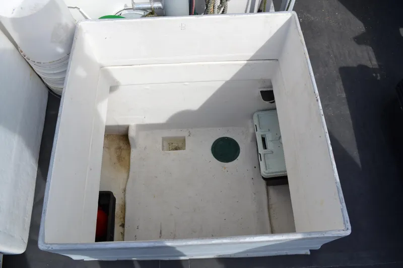 Slide: The Image of Duffy 35 Downeast 1994 - 25