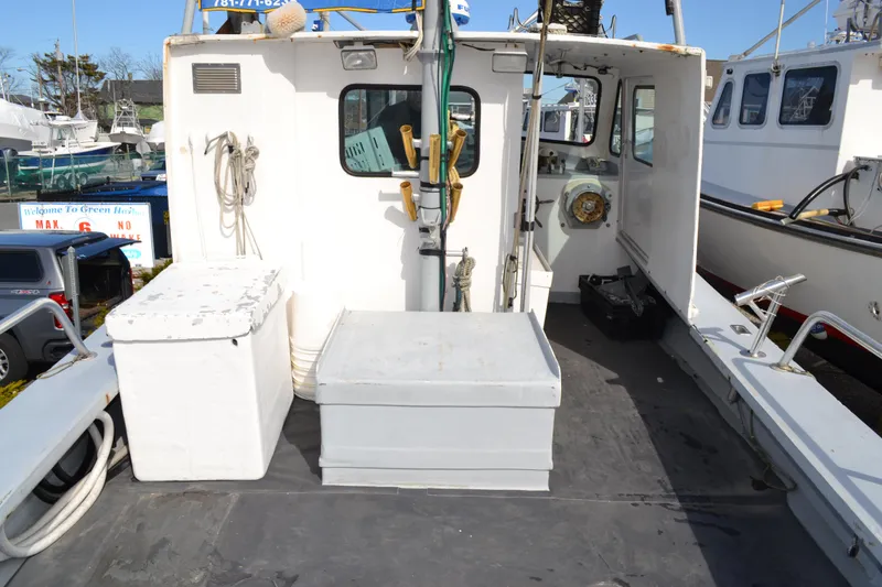 Slide: The Image of Duffy 35 Downeast 1994 - 6