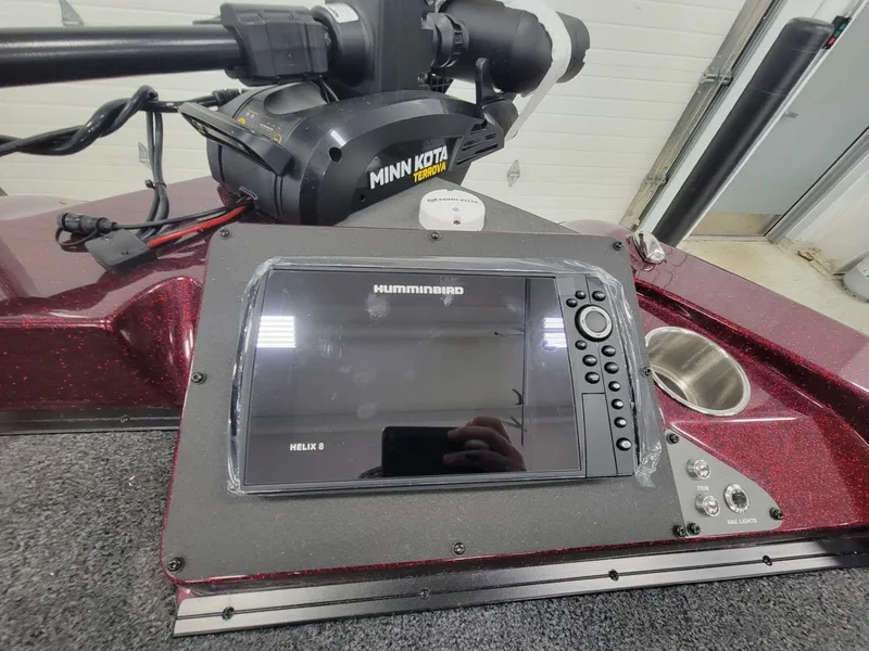 Slide: The Image of Vexus Boats DVX19s 2024 - 12