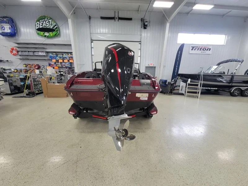 Slide: The Image of Vexus Boats DVX19s 2024 - 2