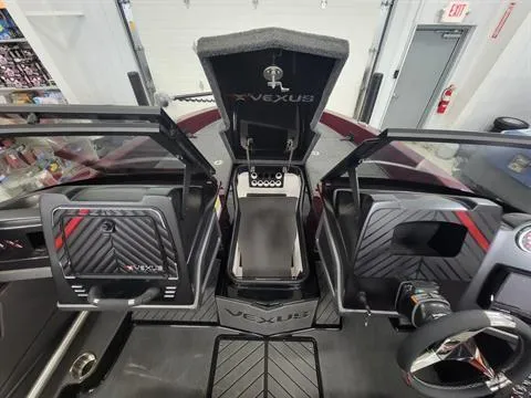 Slide: The Image of Vexus Boats DVX19s 2024 - 5