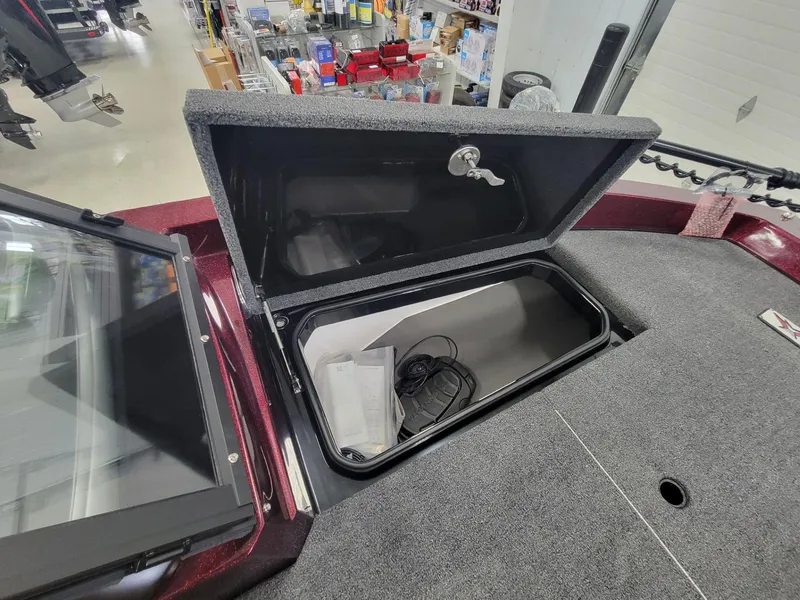 Slide: The Image of Vexus Boats DVX19s 2024 - 9