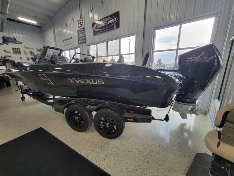 Slide: The Image of Vexus Boats DVX20s 2025 - 3