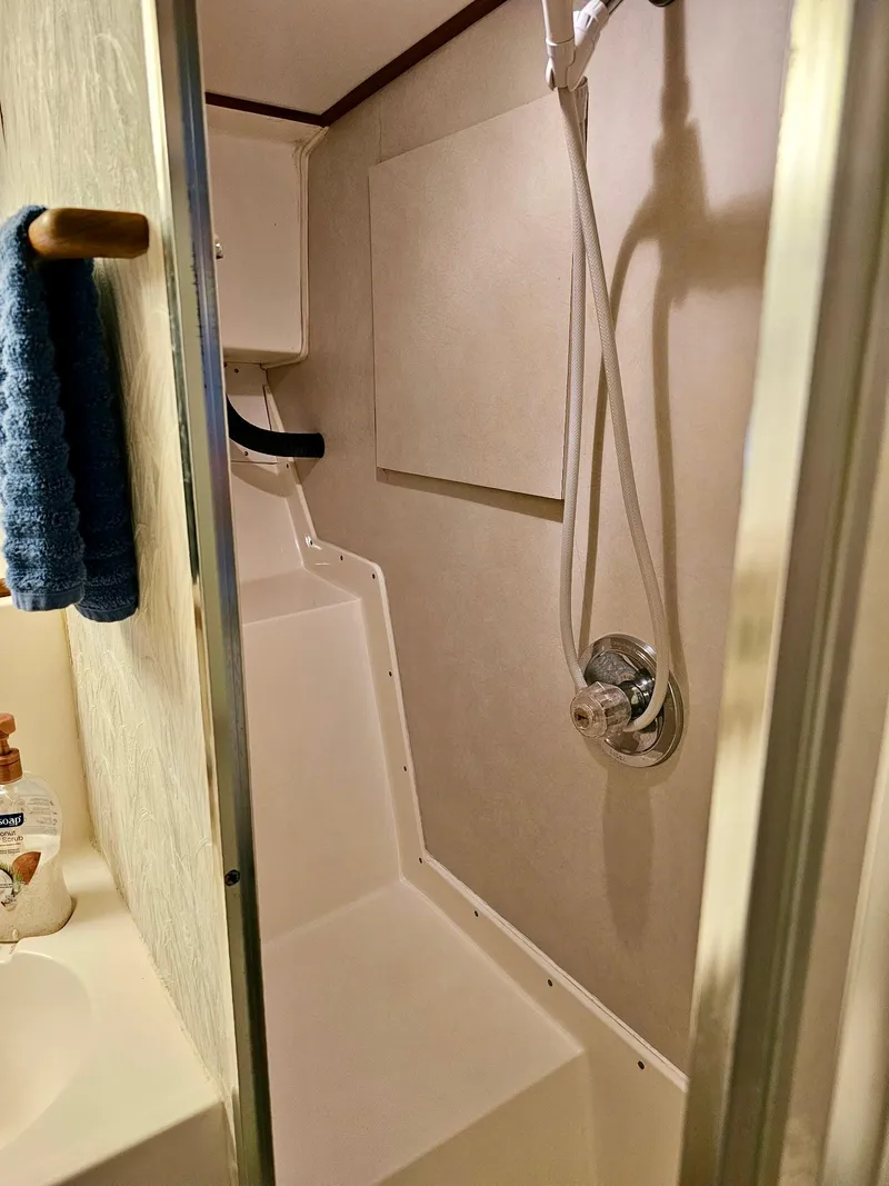 Slide: The Image of Bertram 35 Convertible 1974 - 17