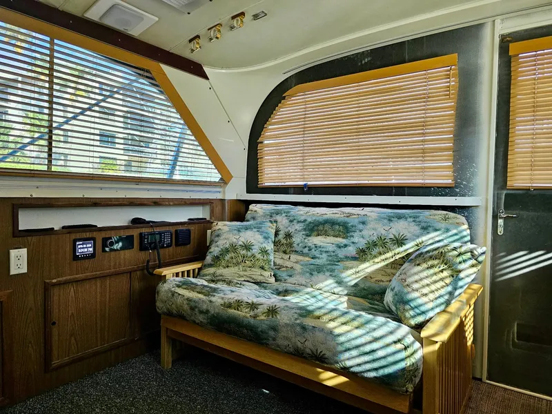 Slide: The Image of Bertram 35 Convertible 1974 - 21