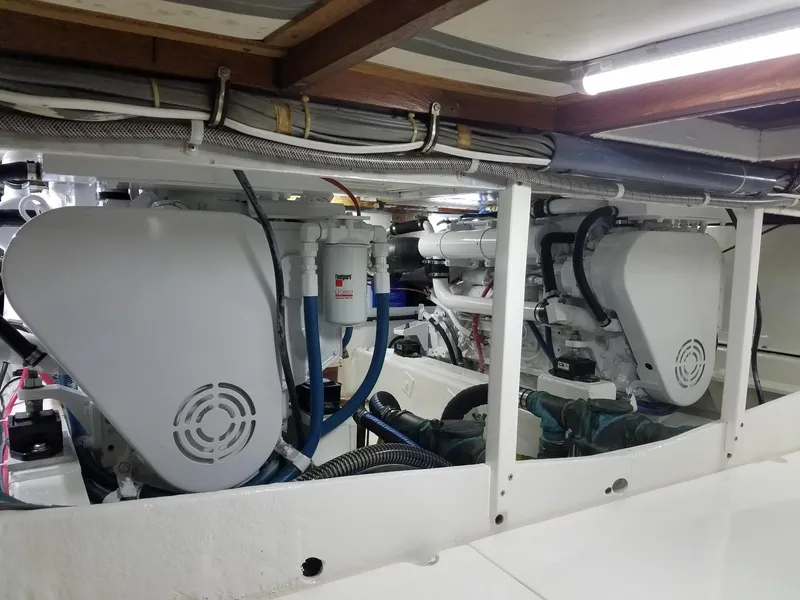 Slide: The Image of Bertram 35 Convertible 1974 - 6