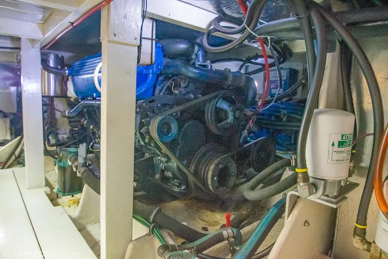 Slide: The Image of Bayliner 4588 Pilothouse 1986 - 58