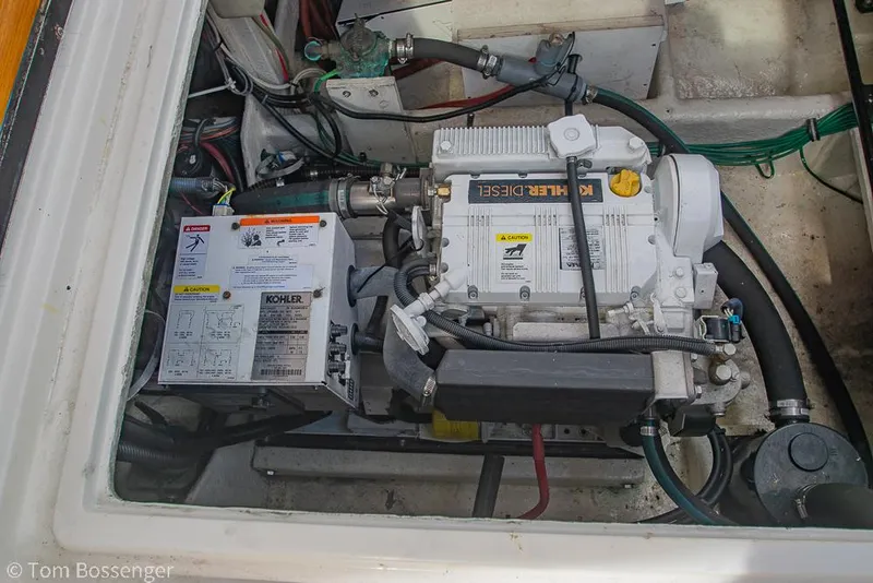 Slide: The Image of Bayliner 4588 Pilothouse 1986 - 59