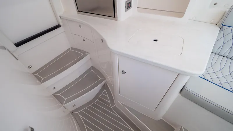 Slide: The Image of Intrepid 345 Valor 2022 - 132