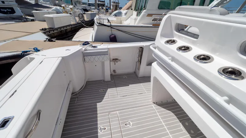 Slide: The Image of Intrepid 345 Valor 2022 - 65