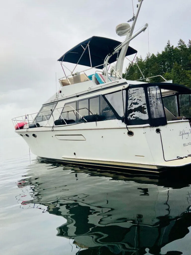 Slide: The Image of Ocean Alexander 39 Sedan 1986 - 63