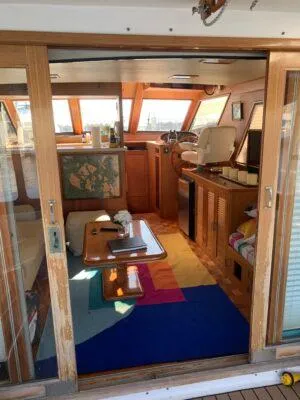 Slide: The Image of Ocean Alexander 39 Sedan 1986 - 64