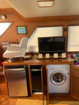 Slide: The Image of Ocean Alexander 39 Sedan 1986 - 67