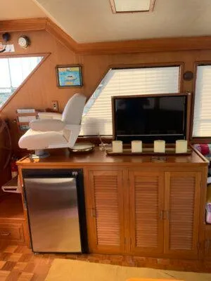 Slide: The Image of Ocean Alexander 39 Sedan 1986 - 69