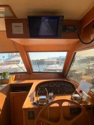 Slide: The Image of Ocean Alexander 39 Sedan 1986 - 71