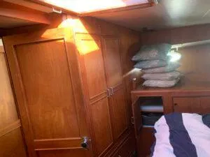 Slide: The Image of Ocean Alexander 39 Sedan 1986 - 78