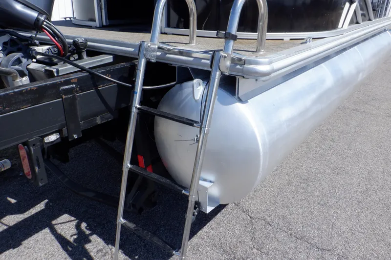 Slide: The Image of 2021 Sylvan Mirage 820 LZ pontoon boat with ladder and aluminum pontoon detail. - 45