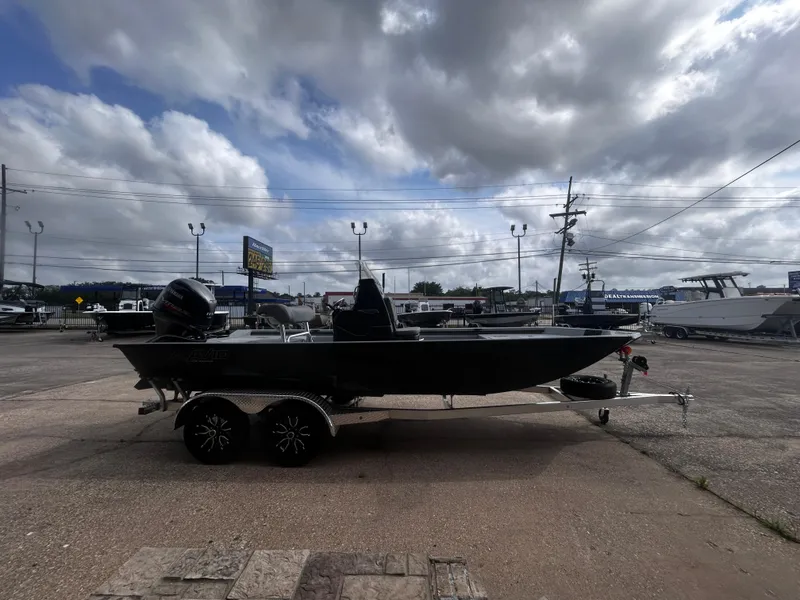 Slide: The Image of Avid 20CC Rogue 2025 - 7