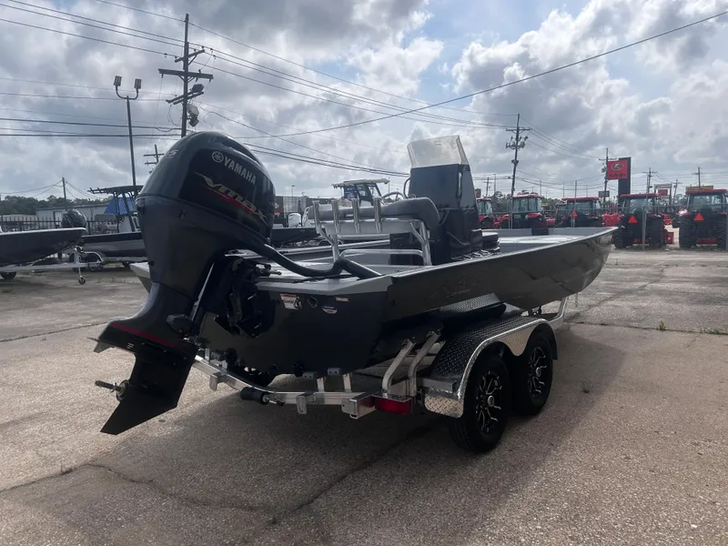 Slide: The Image of Avid 20CC Rogue 2025 - 8