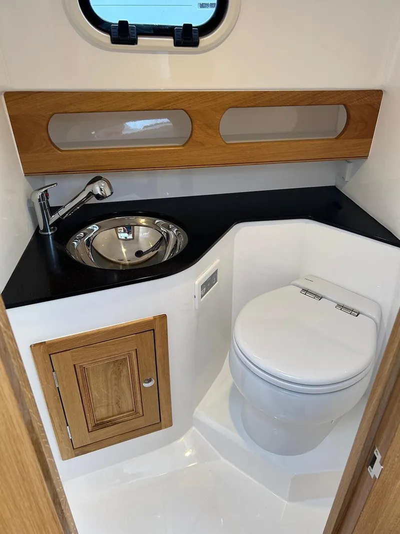 Slide: The Image of Head - 32