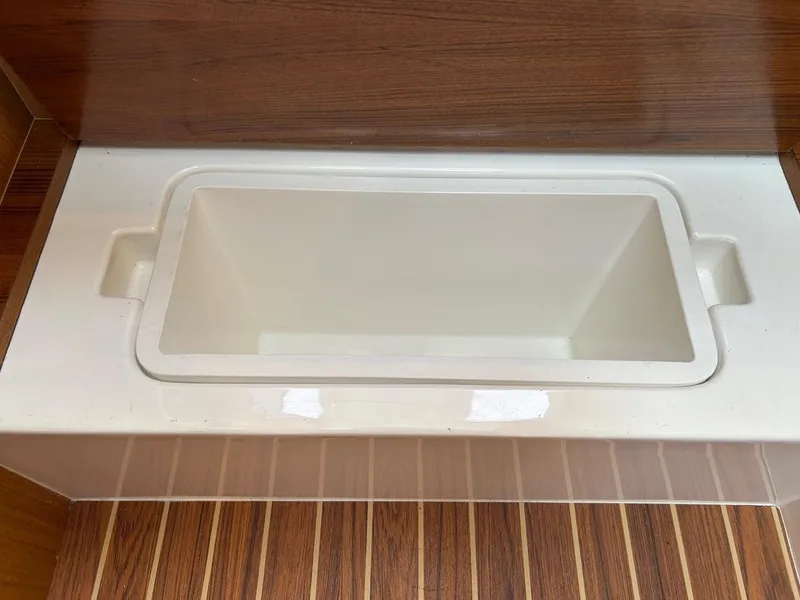 Slide: The Image of Trash Bin - 34