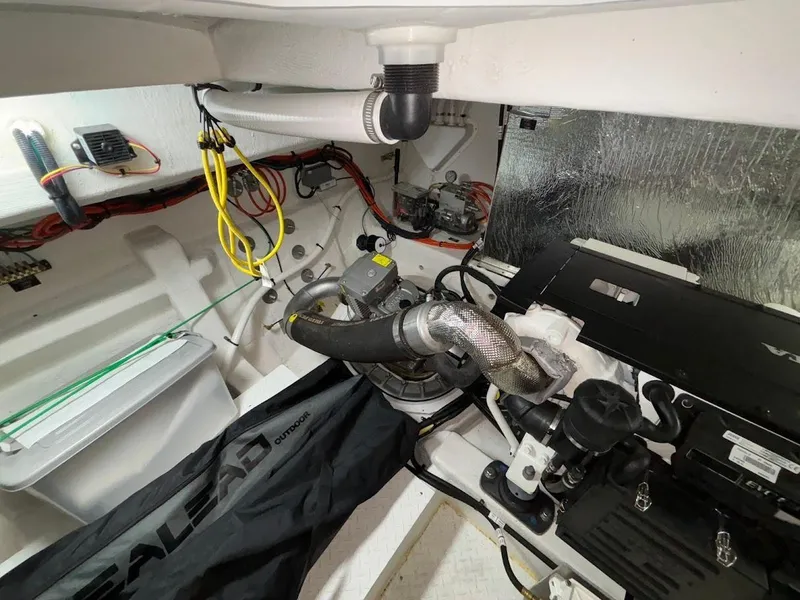 Slide: The Image of 2020 Cruisers Yachts 42 Cantius 12 - 12