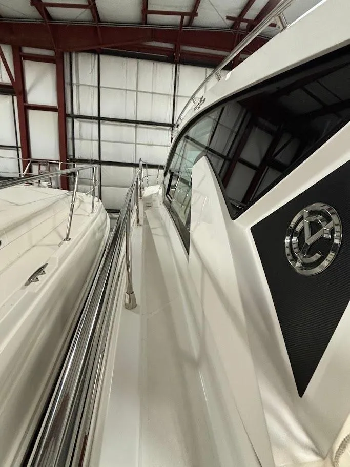 Slide: The Image of 2020 Cruisers Yachts 42 Cantius 18 - 18