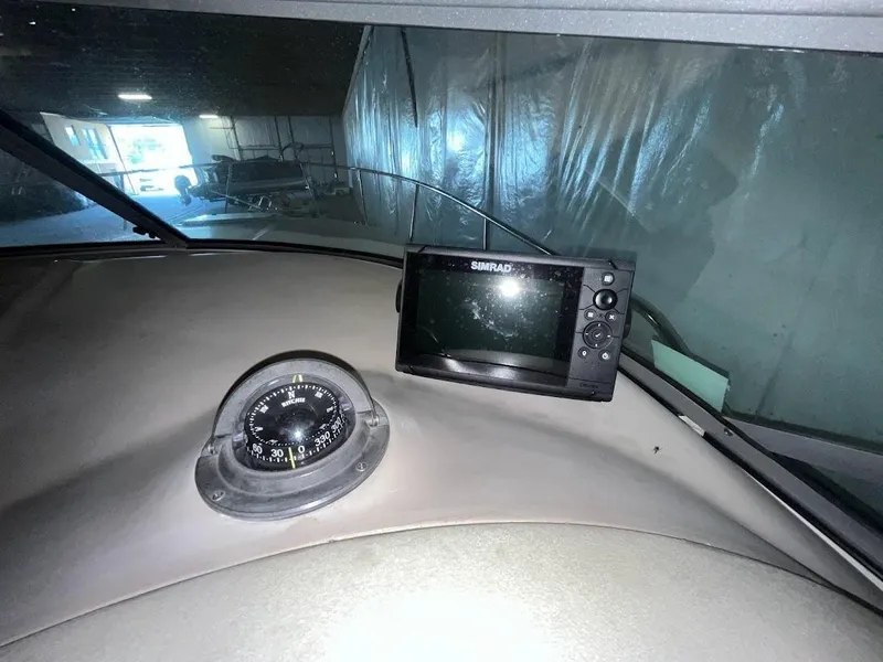 Slide: The Image of 2006 Sea Ray 280 Sundancer 13 - 13