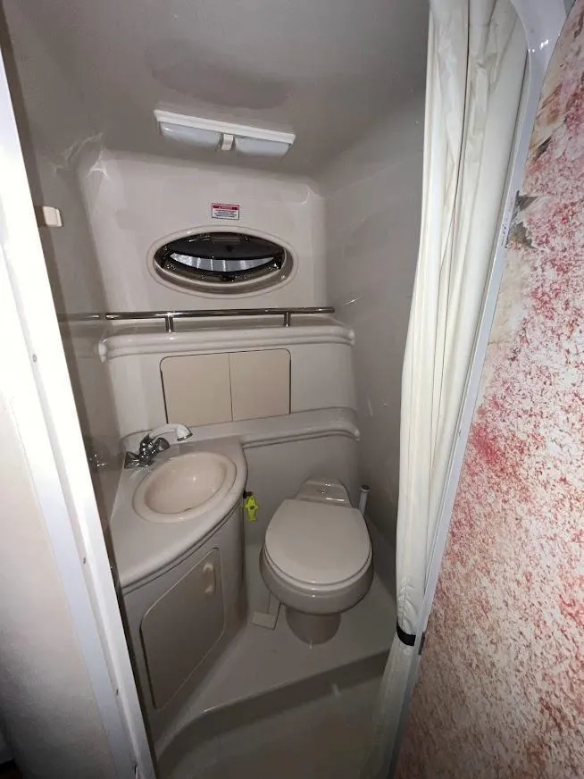 Slide: The Image of 2006 Sea Ray 280 Sundancer 25 - 25