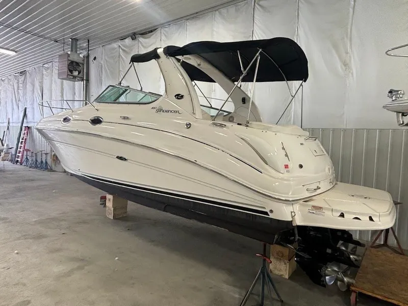Slide: The Image of 2006 Sea Ray 280 Sundancer 5 - 5