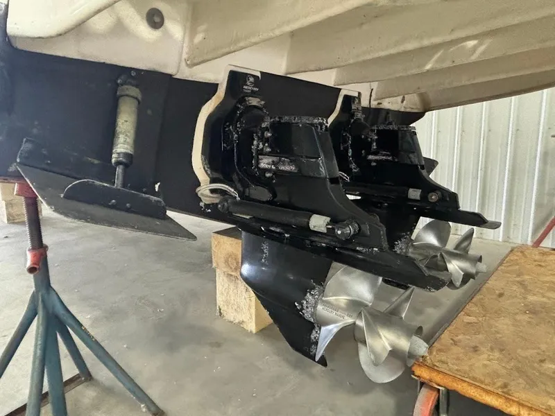 Slide: The Image of 2006 Sea Ray 280 Sundancer 6 - 6