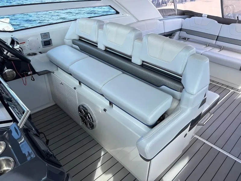 Slide: The Image of 2019 Formula 430 Super Sport Crossover 16 - 16