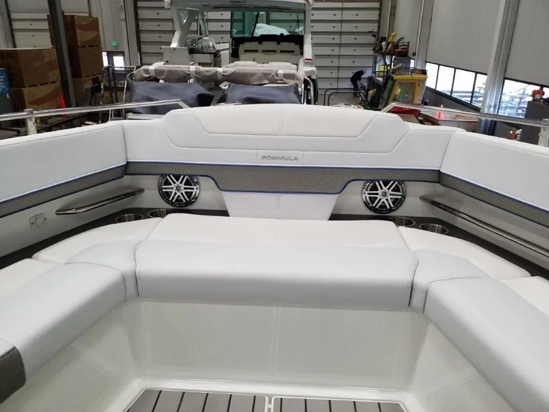 Slide: The Image of 2019 Formula 430 Super Sport Crossover 23 - 23