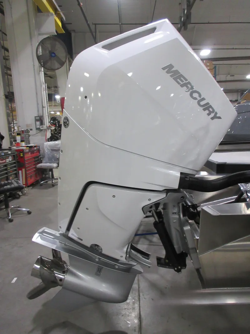 Slide: The Image of 2025 Avalon Excalibur Quad Lounge Windshield 2785 18 - 18