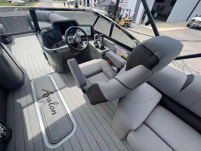 Slide: The Image of 2023 Avalon Catalina Platinum 2785 ELW 12 - 12