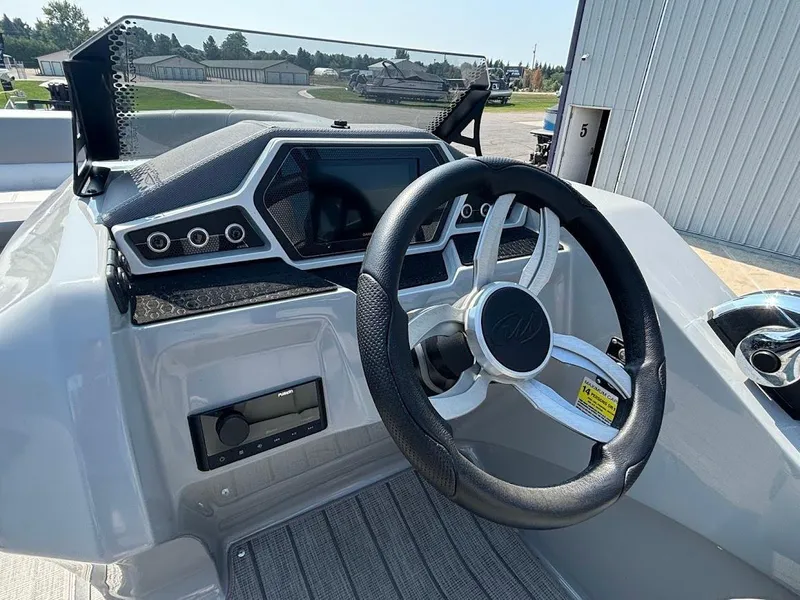 Slide: The Image of 2022 Manitou 25 SES SHP 17 - 17