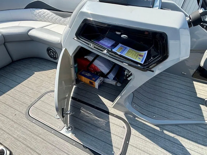 Slide: The Image of 2022 Manitou 25 SES SHP 22 - 22