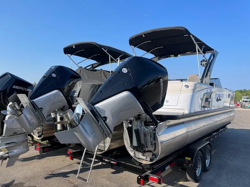 Slide: The Image of 2023 Avalon Excalibur 2785 Twin QL 3 - 3