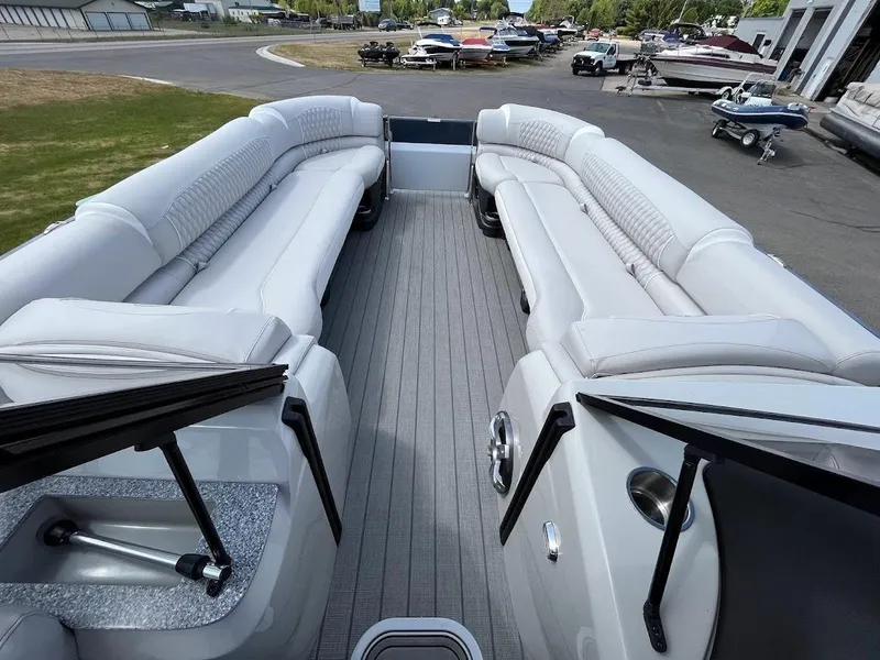 Slide: The Image of 2023 Avalon Excalibur 2785 Twin ELW 12 - 12