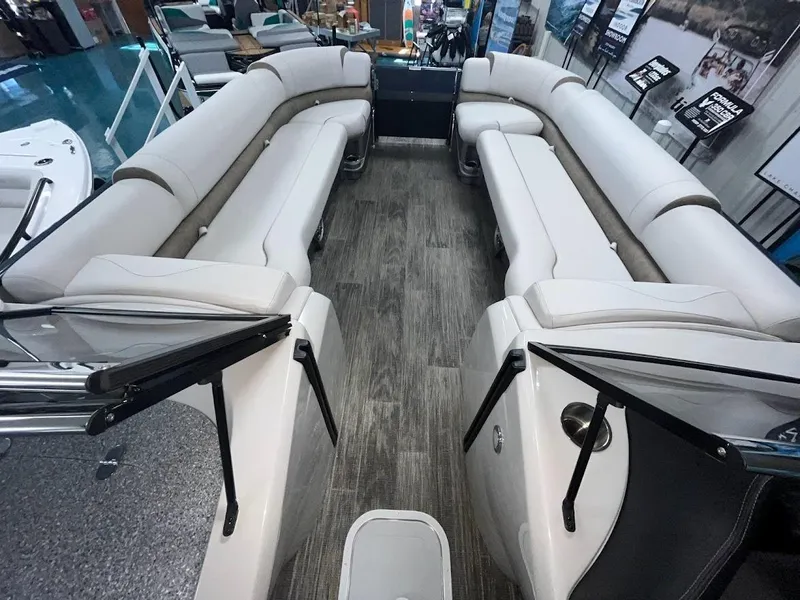 Slide: The Image of 2022 Avalon Excalibur 27 Twin Quad Lounge 10 - 10